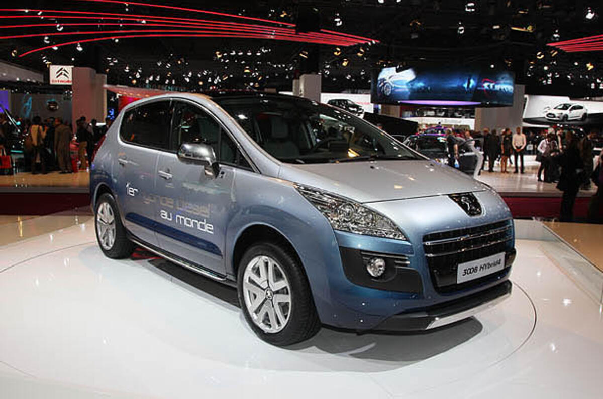Paris show: Peugeot 3008 diesel hybrid