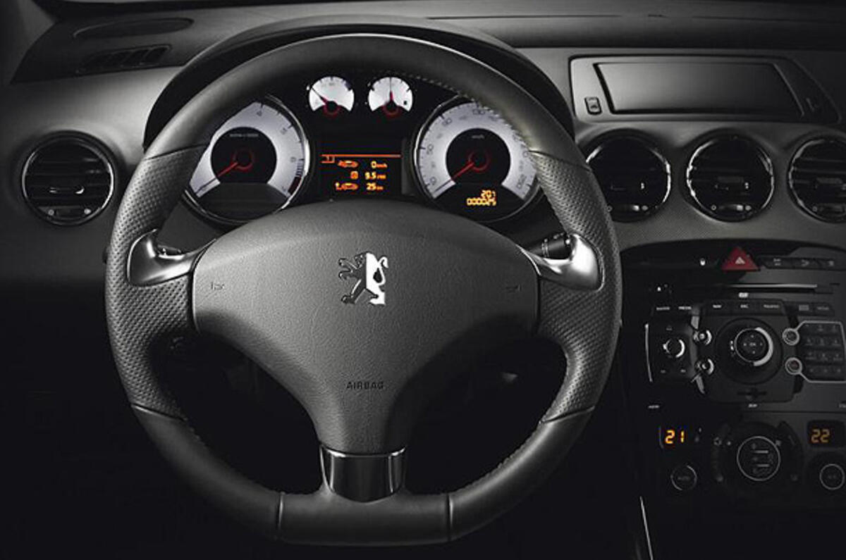 Peugeot 308 'GTI' revealed