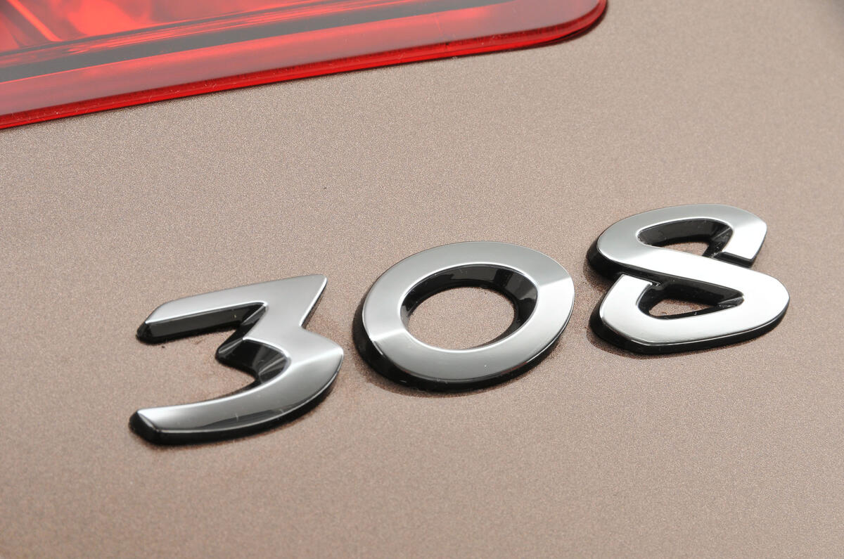 Peugeot 308 badging