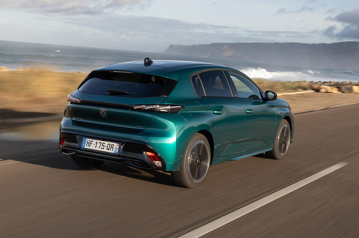 Peugeot 308 GT Electric review 2025 002
