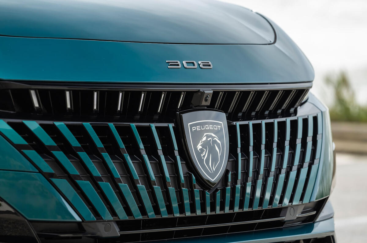 Peugeot 308 GT Electric review 2025 005