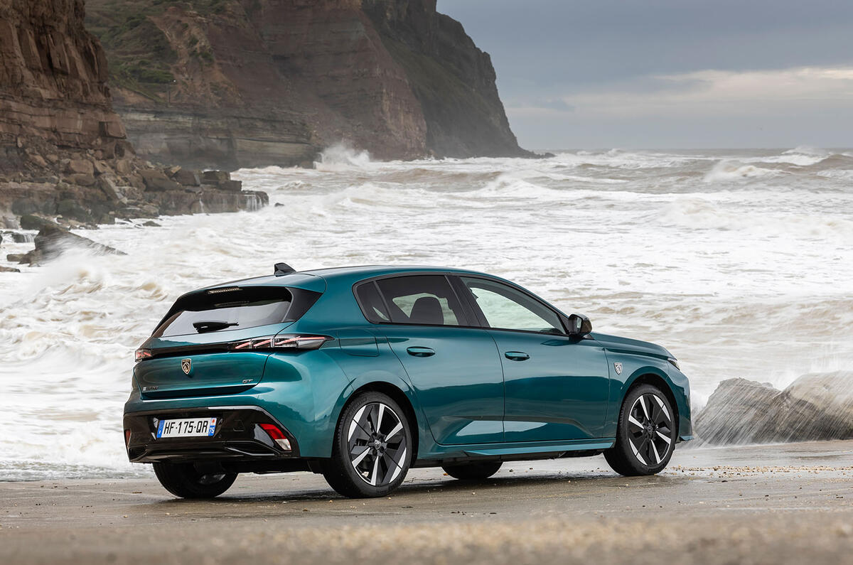 Peugeot 308 GT Electric review 2025 026