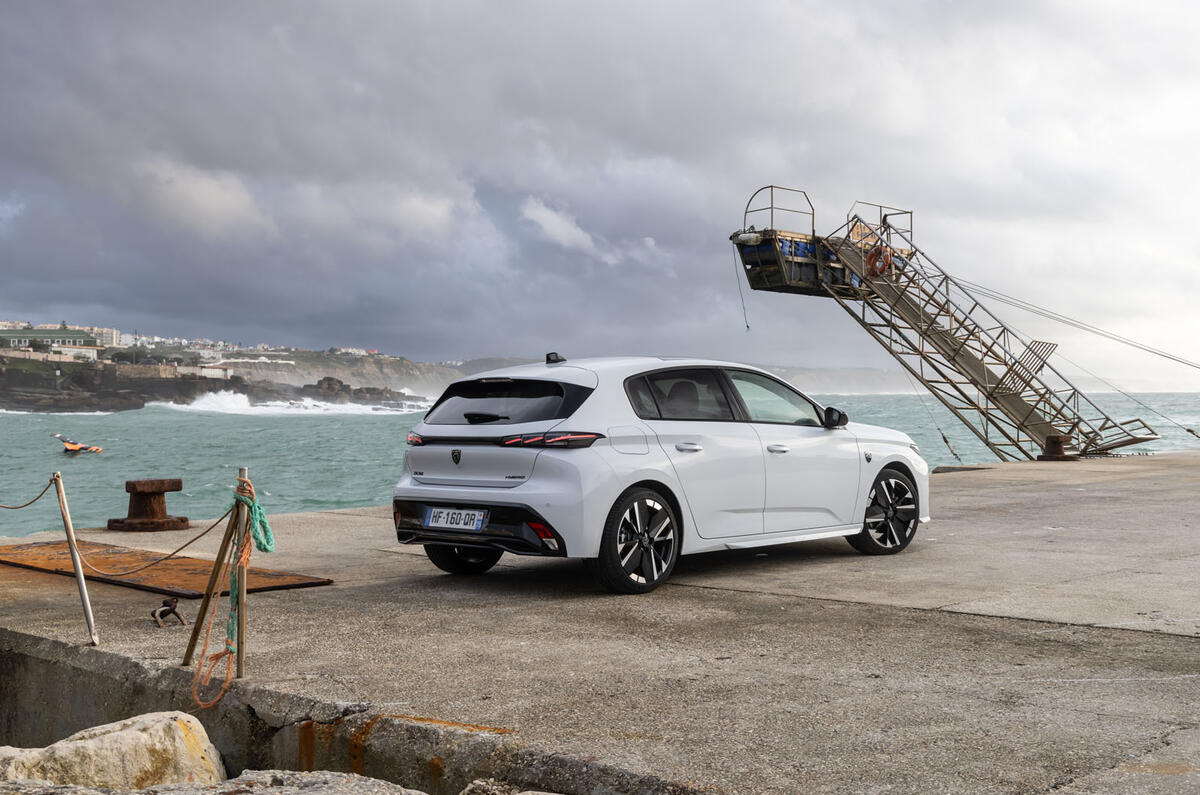 Peugeot 308 GT Hybrid review 2025 051