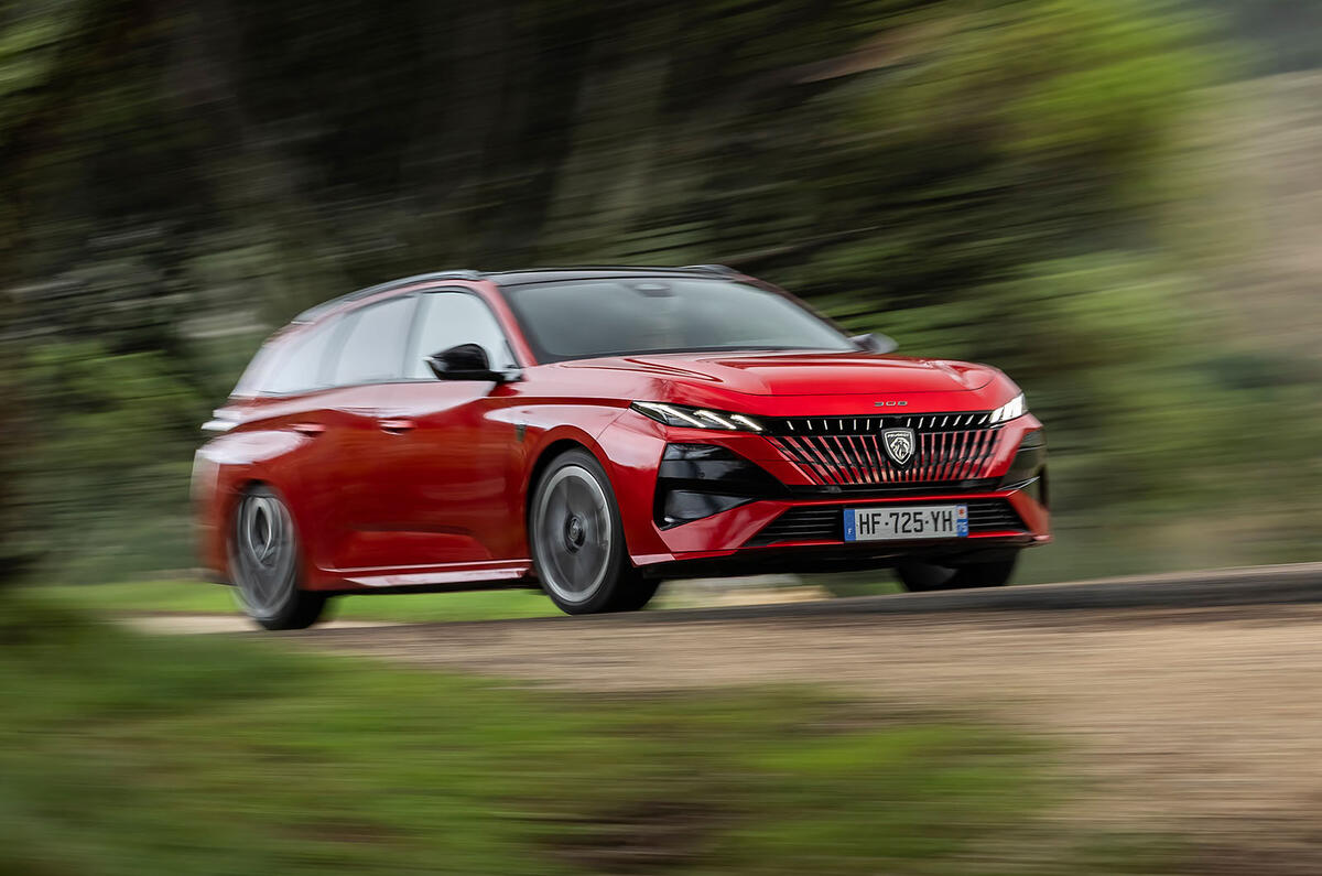 Peugeot 308 GT SW PHEV review 2025 061