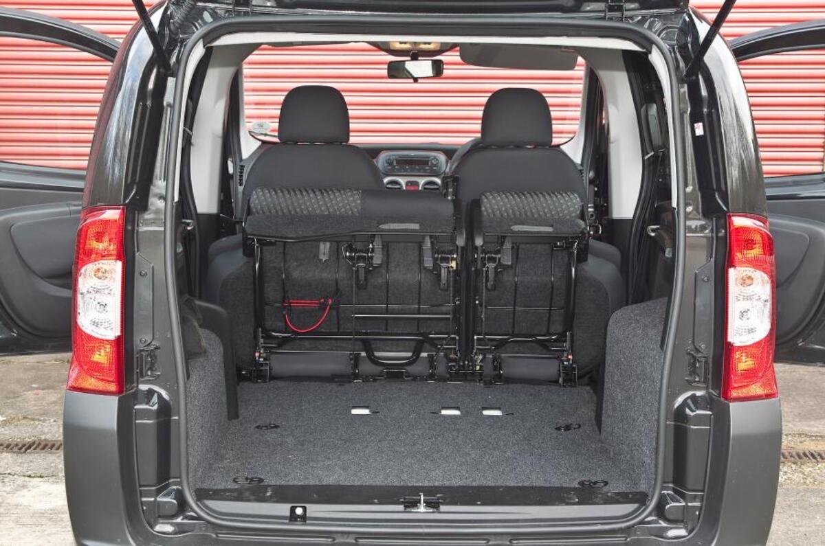 Peugeot Bipper Tepee boot space