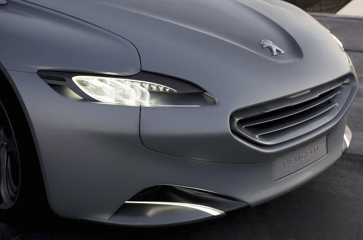 Paris motor show: Peugeot H1