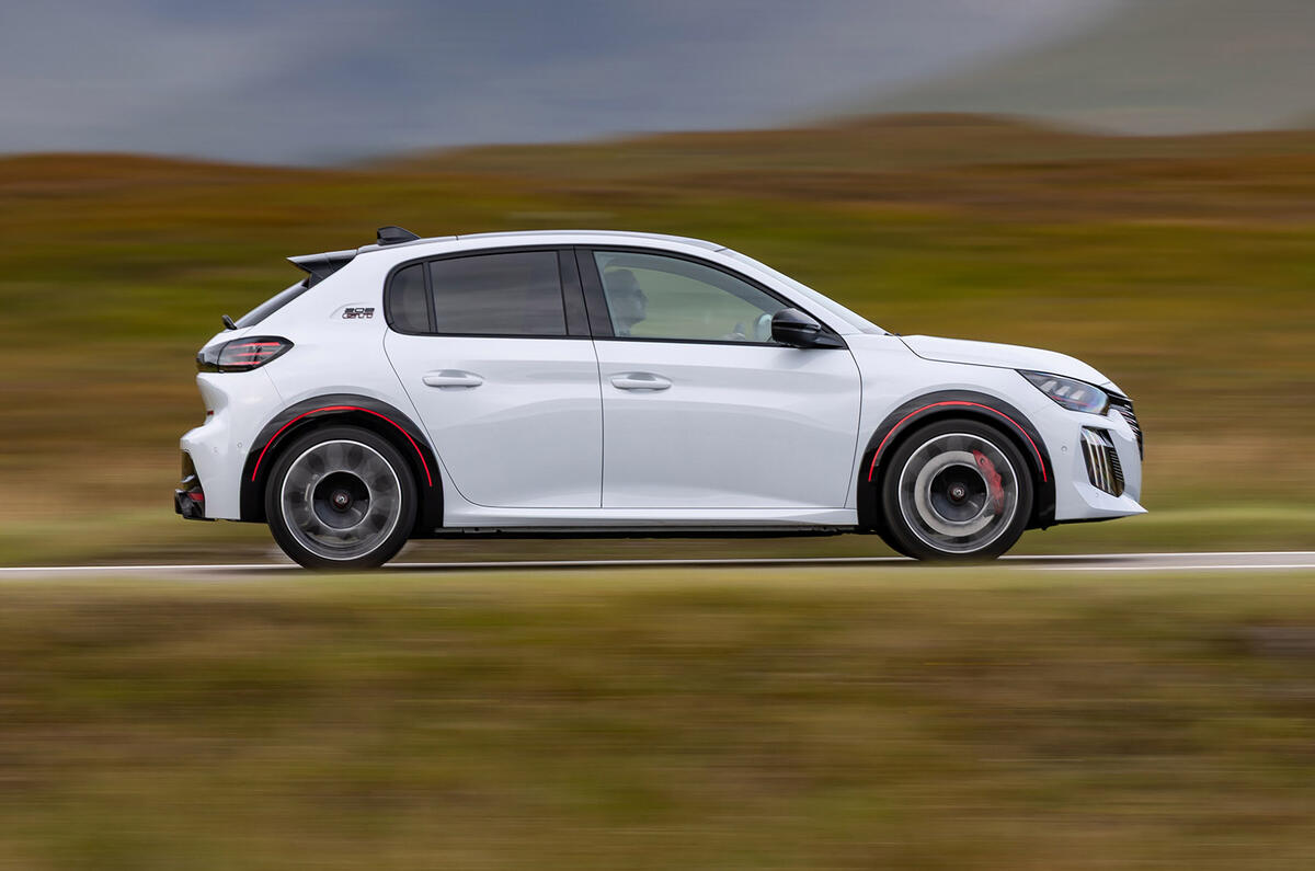 Peugeot e 208 GTi review 2026 029
