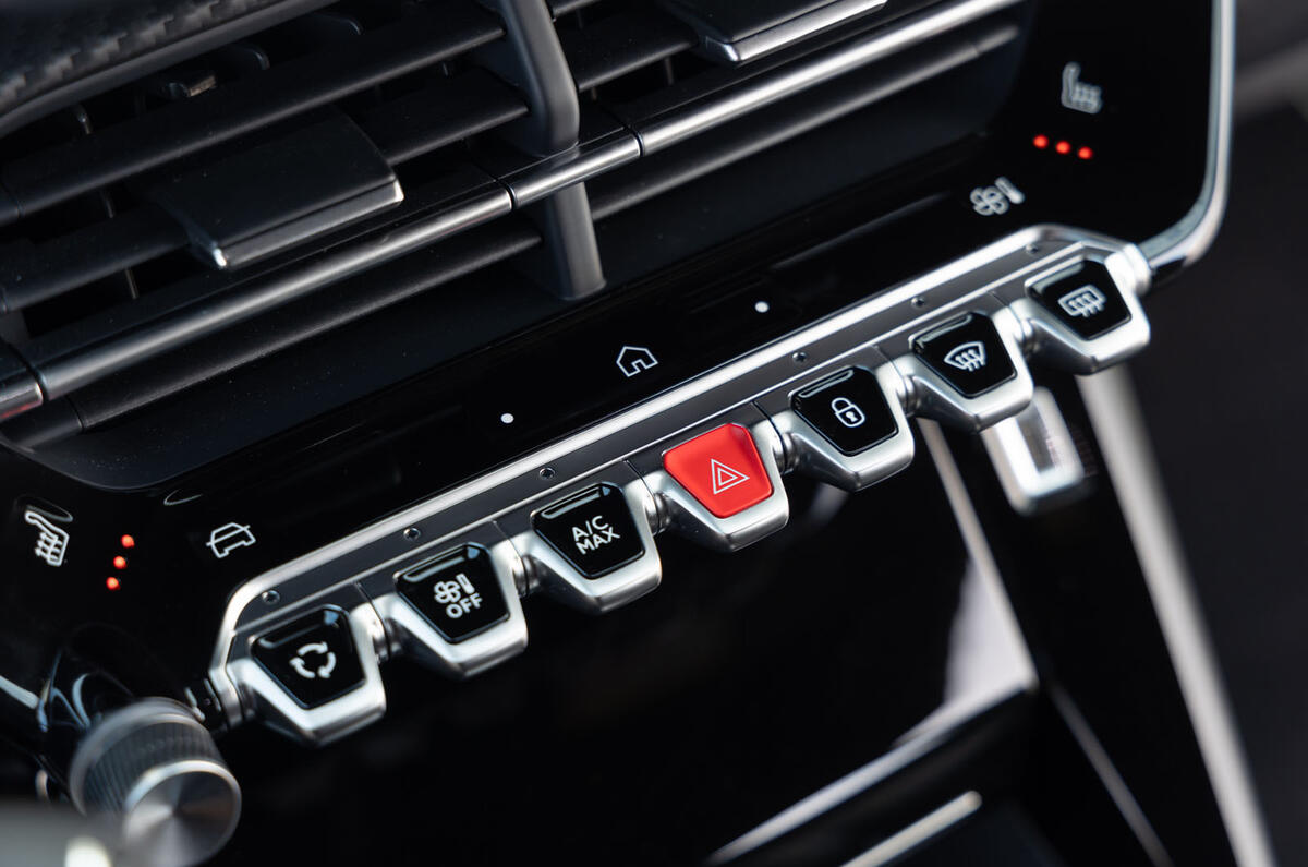 peugeot e 208 review 2024 19 buttons