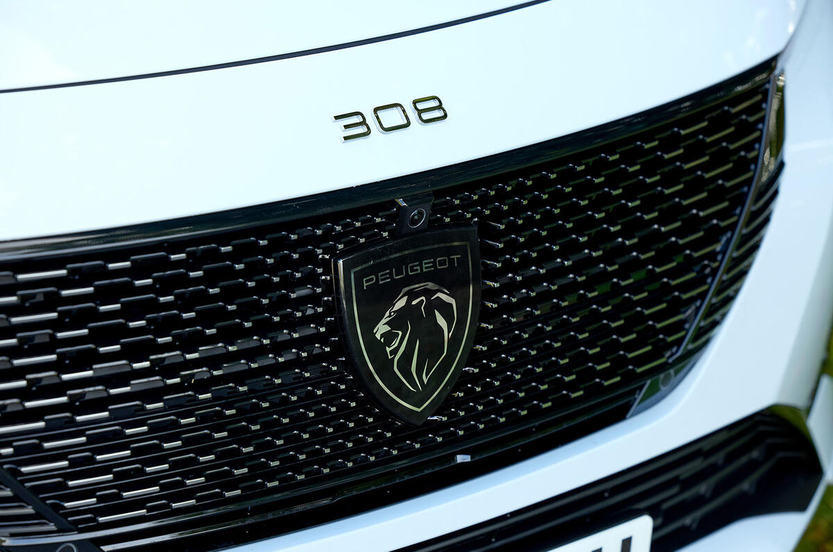 peugeot e 308 review 2023 08 grill peugeot e 308 review 2023 08 grill