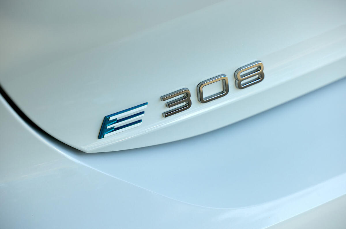 peugeot e 308 review 2023 09 badge peugeot e 308 review 2023 09 badge