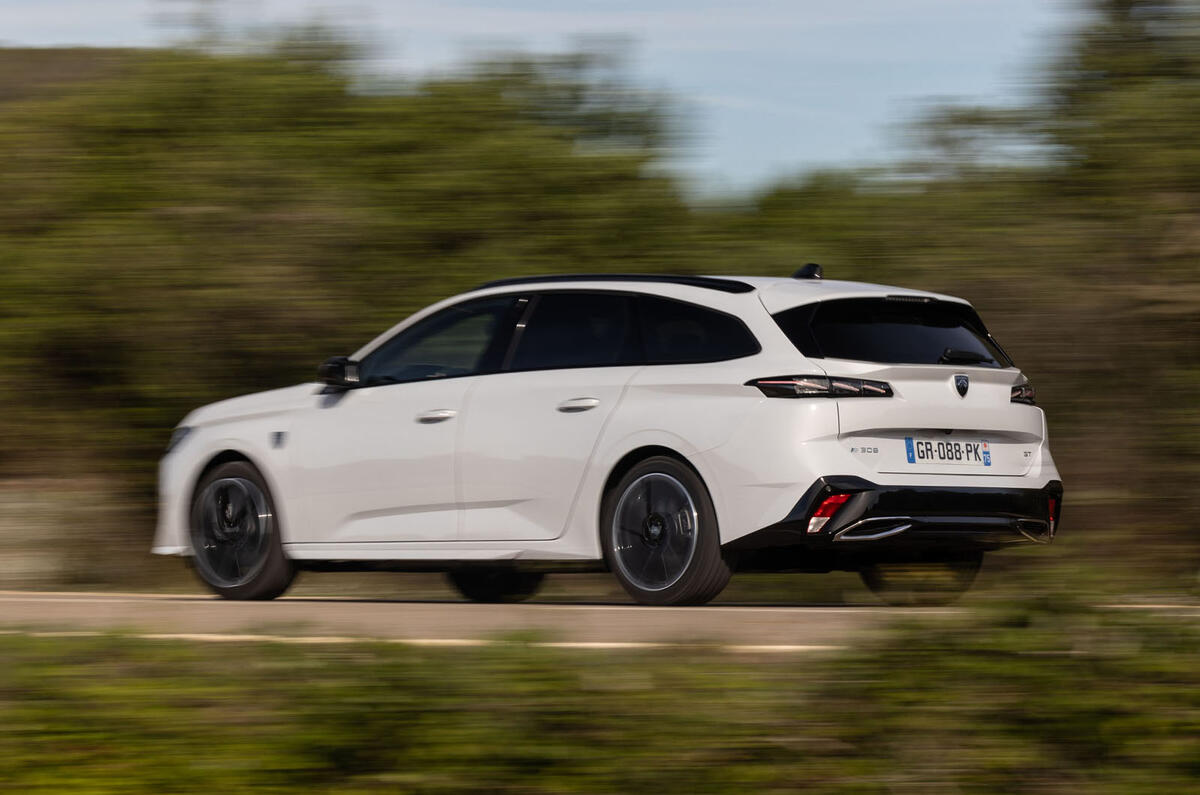 peugeot e 308 sw rear dynamic peugeot e 308 sw rear dynamic