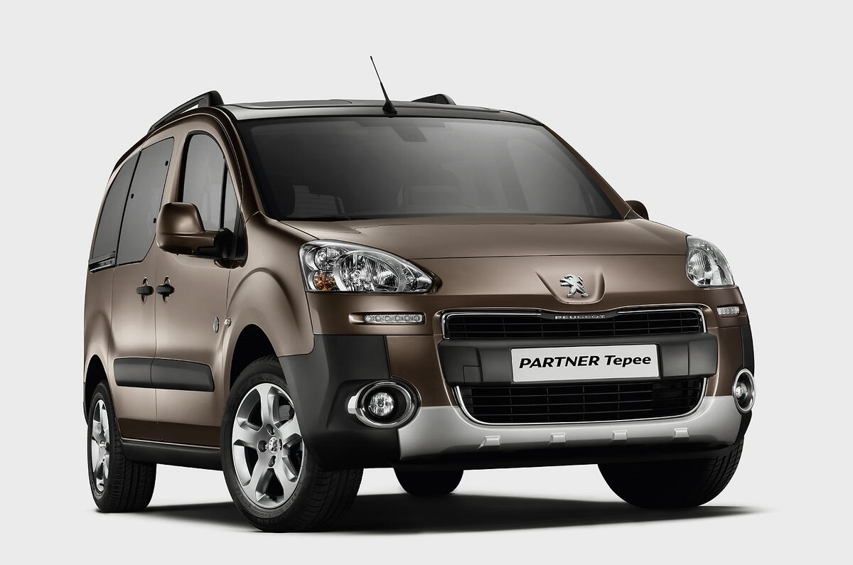 Peugeot Partner Tepee front quarter