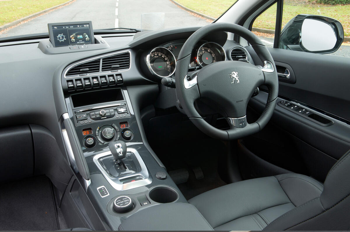 2014 Peugeot 3008 Allure HDi 115 first drive