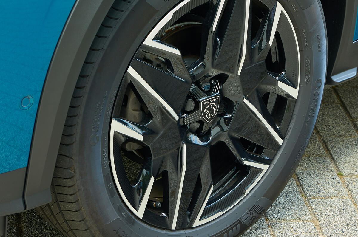 Peugeot 3008 Hybrid wheel Peugeot 3008 Hybrid wheel