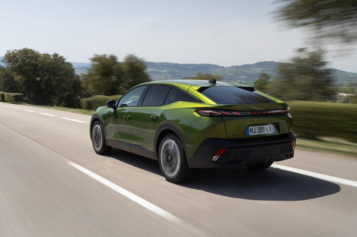 Peugeot 408 rear