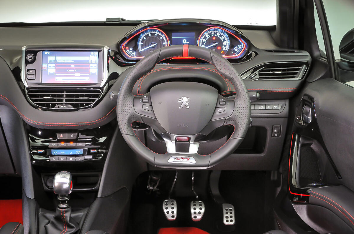 Peugeot 208 GTi 30th dashboard