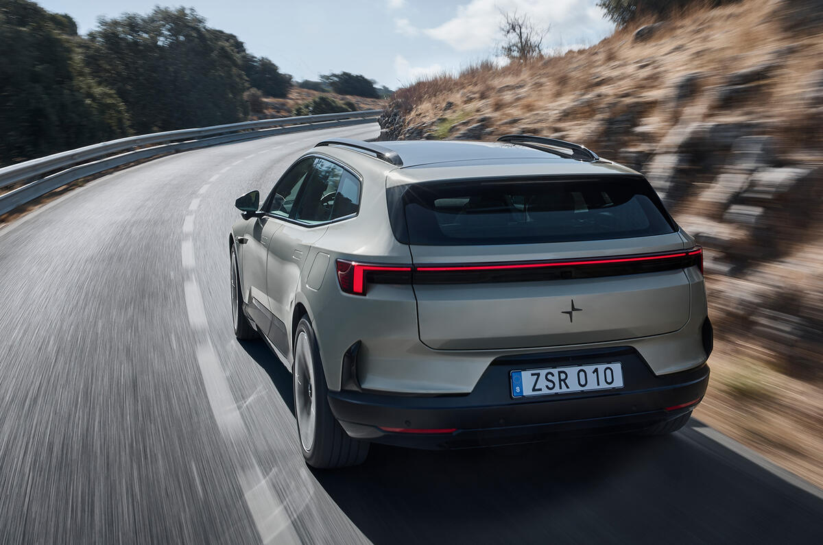 Polestar 4 SUV Dual Motor   Aurora 001