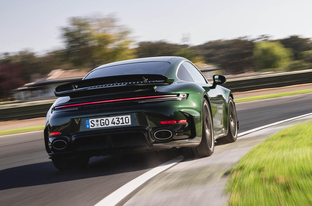 Poreche 911 Turbo S review 2025 03