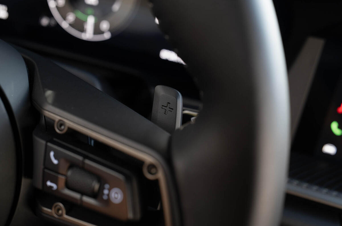 Poreche 911 Turbo S review 2025 09