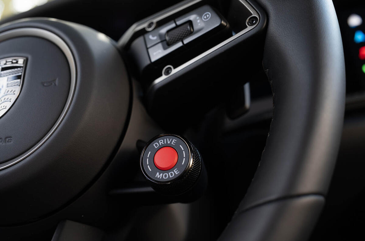 Poreche 911 Turbo S review 2025 10