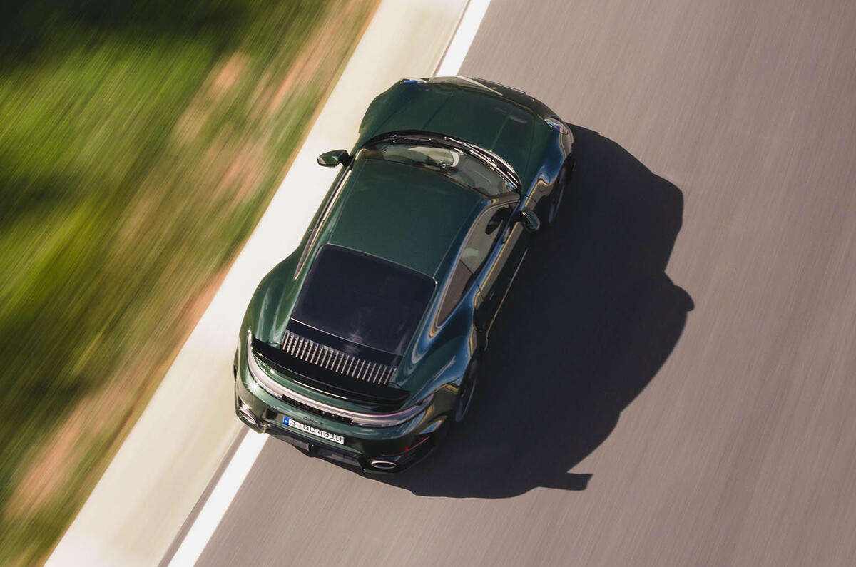 Poreche 911 Turbo S review 2025 14