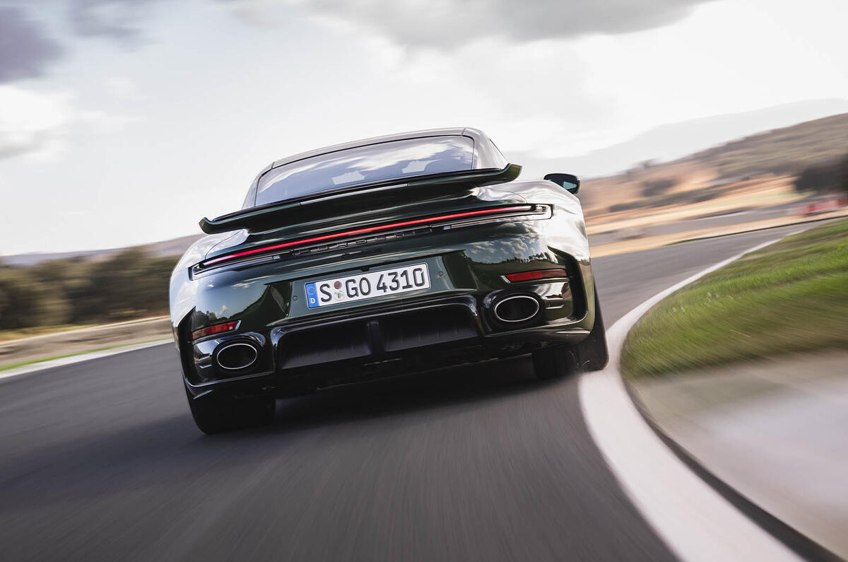 Poreche 911 Turbo S review 2025 15