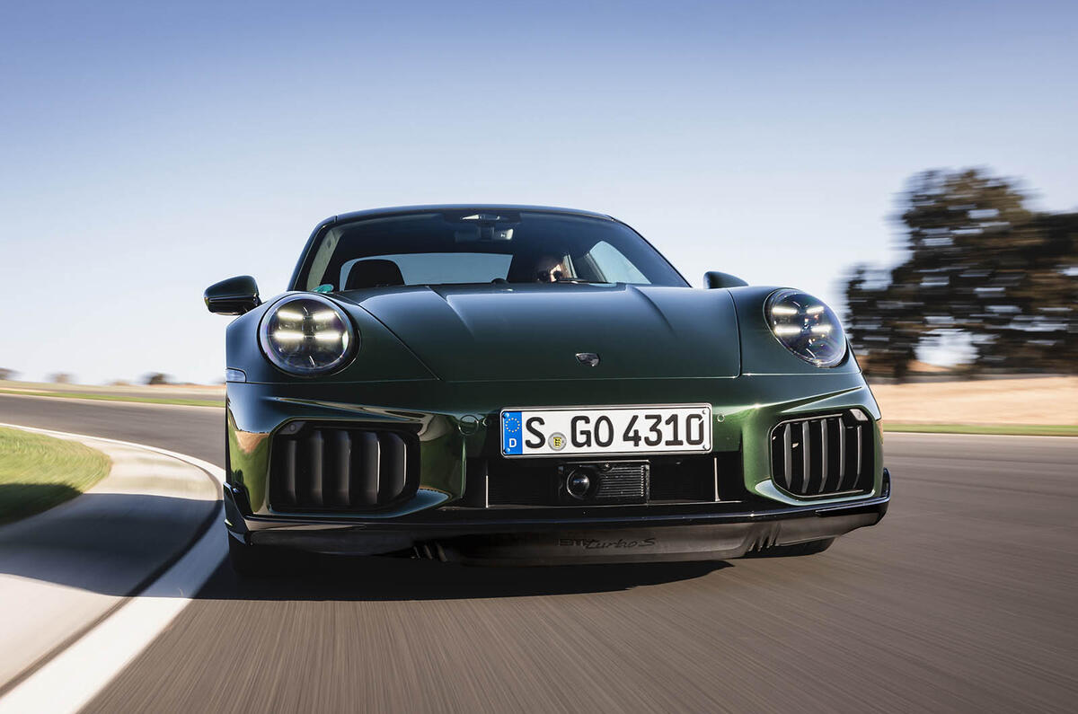 Poreche 911 Turbo S review 2025 16