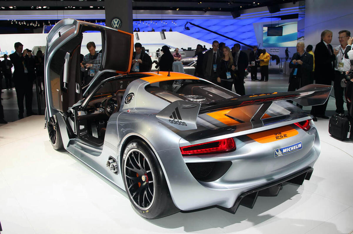 no title 918 road car will be Spyder