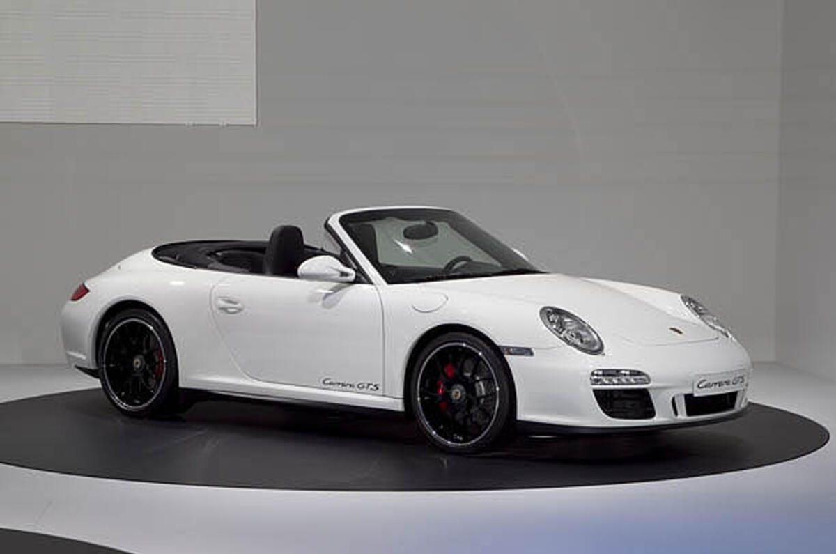 no title Paris show: Porsche 911 Carrera GTS