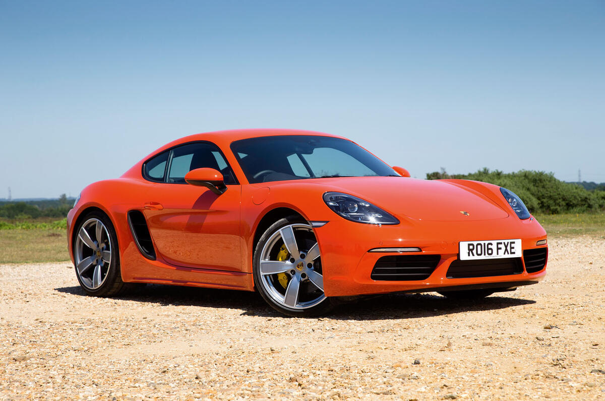 4.5 star Porsche 718 Cayman S