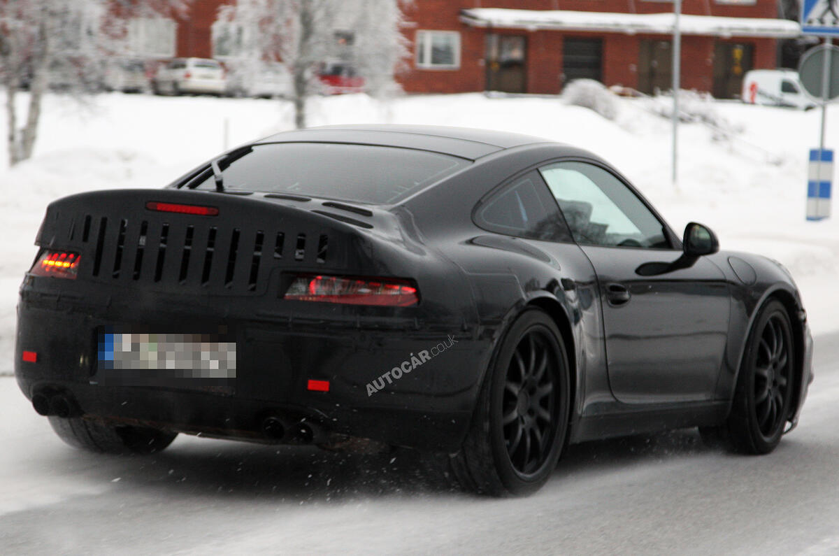 no title New Porsche 911 - spy video
