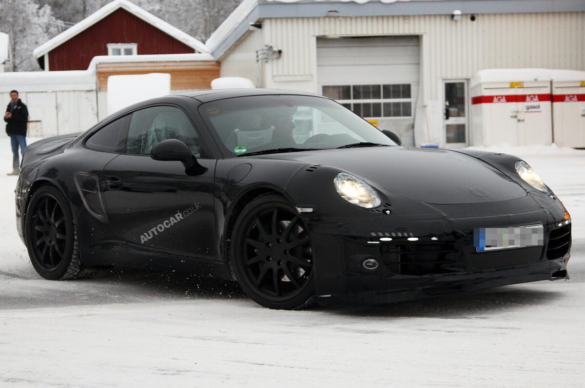 New Porsche 911 - spy video
