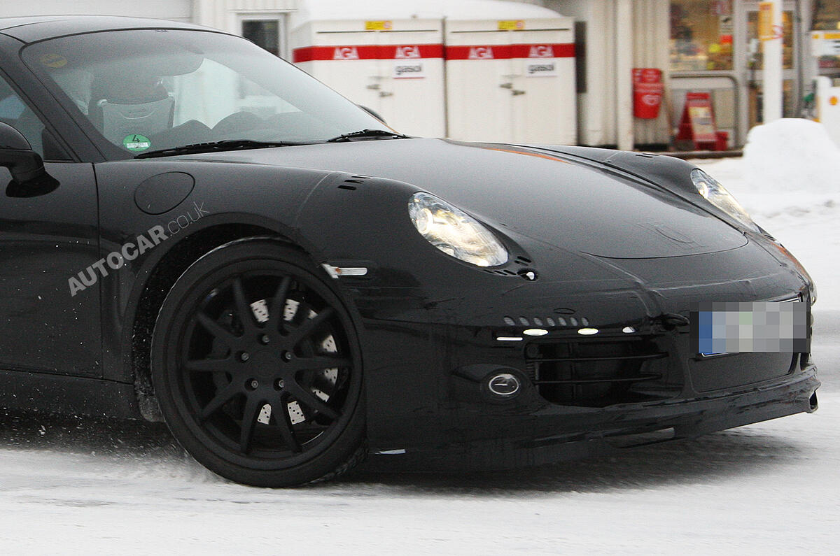 no title New Porsche 911 - spy video