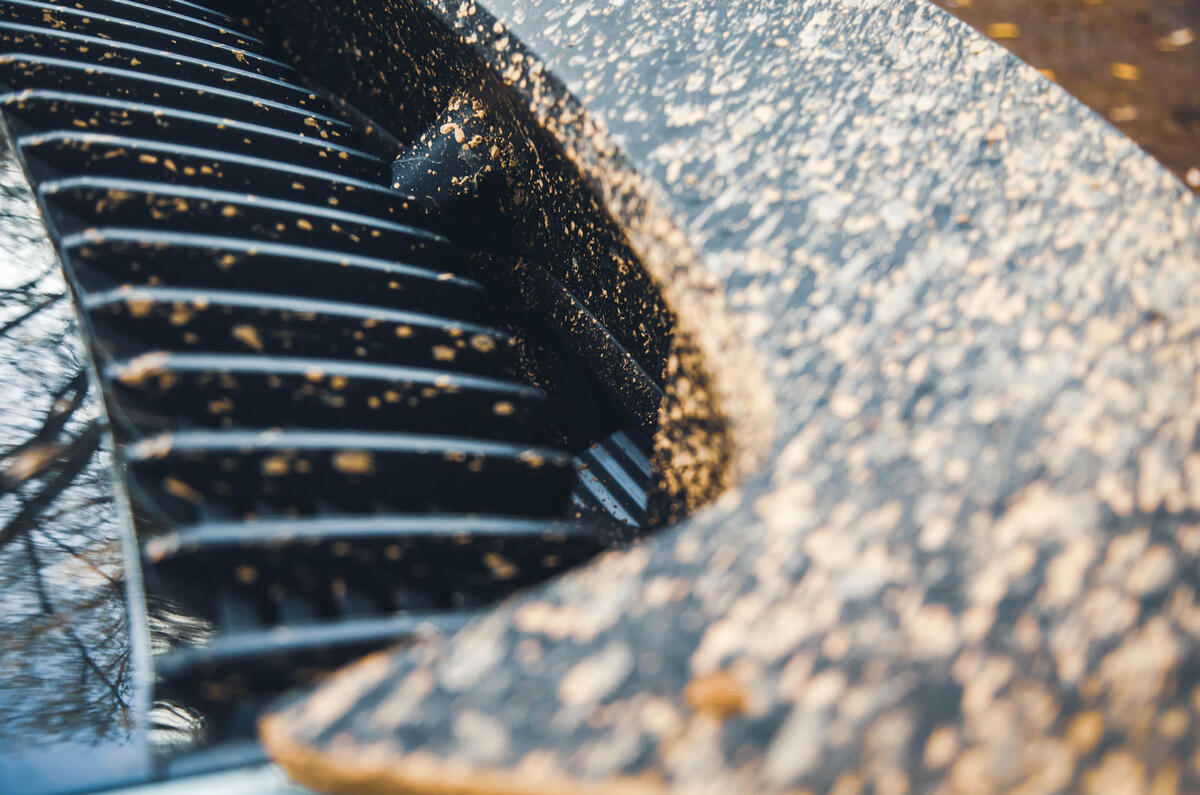 porsche 911 dakar review 2024 08 intake