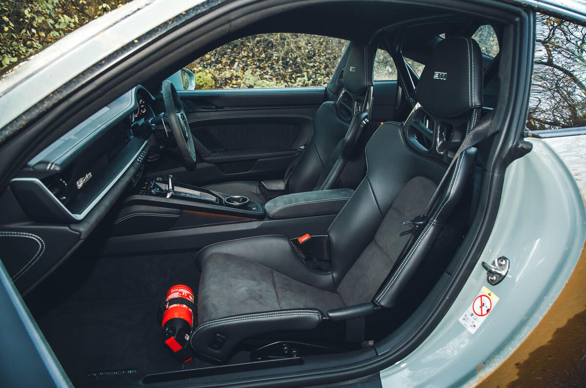 porsche 911 dakar review 2024 11 seats