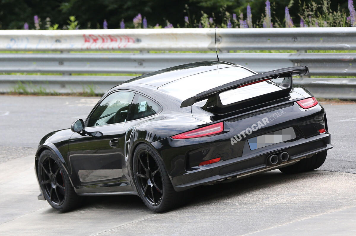 Porsche 911 GT2 Turbo - latest spy shots