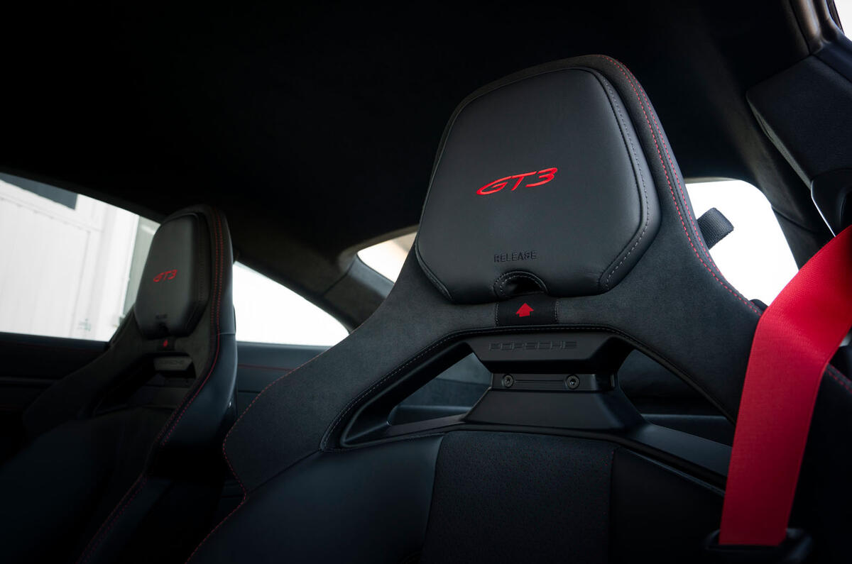 Porsche 911 GT3 review 2024 017 headrest