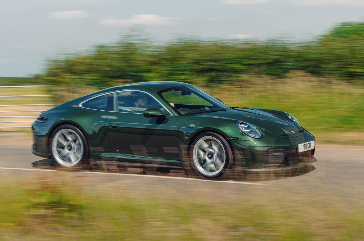 porsche 911 gt3 touring review uk 003