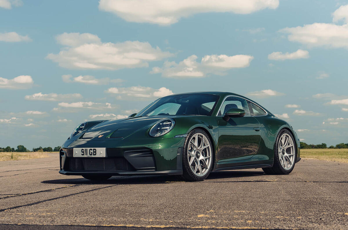 Porsche 911 GT3 Touring review uk 014