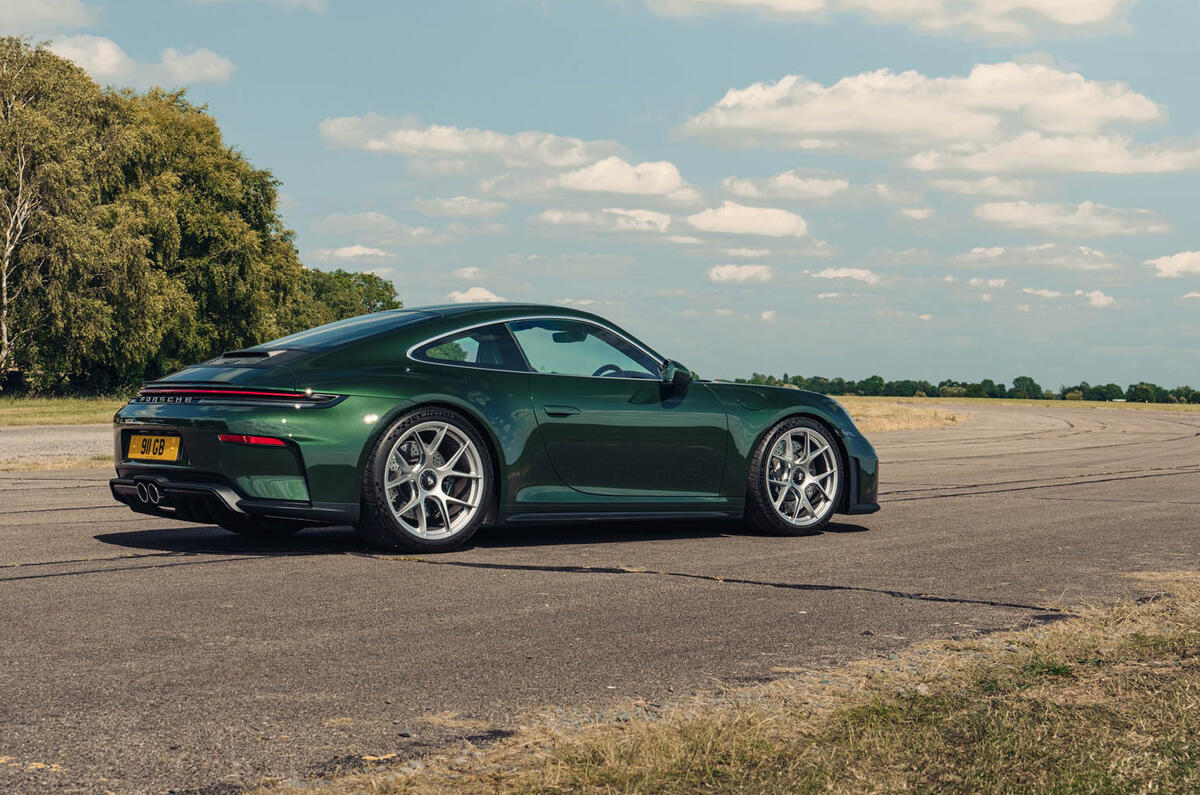 Porsche 911 GT3 Touring review uk 015