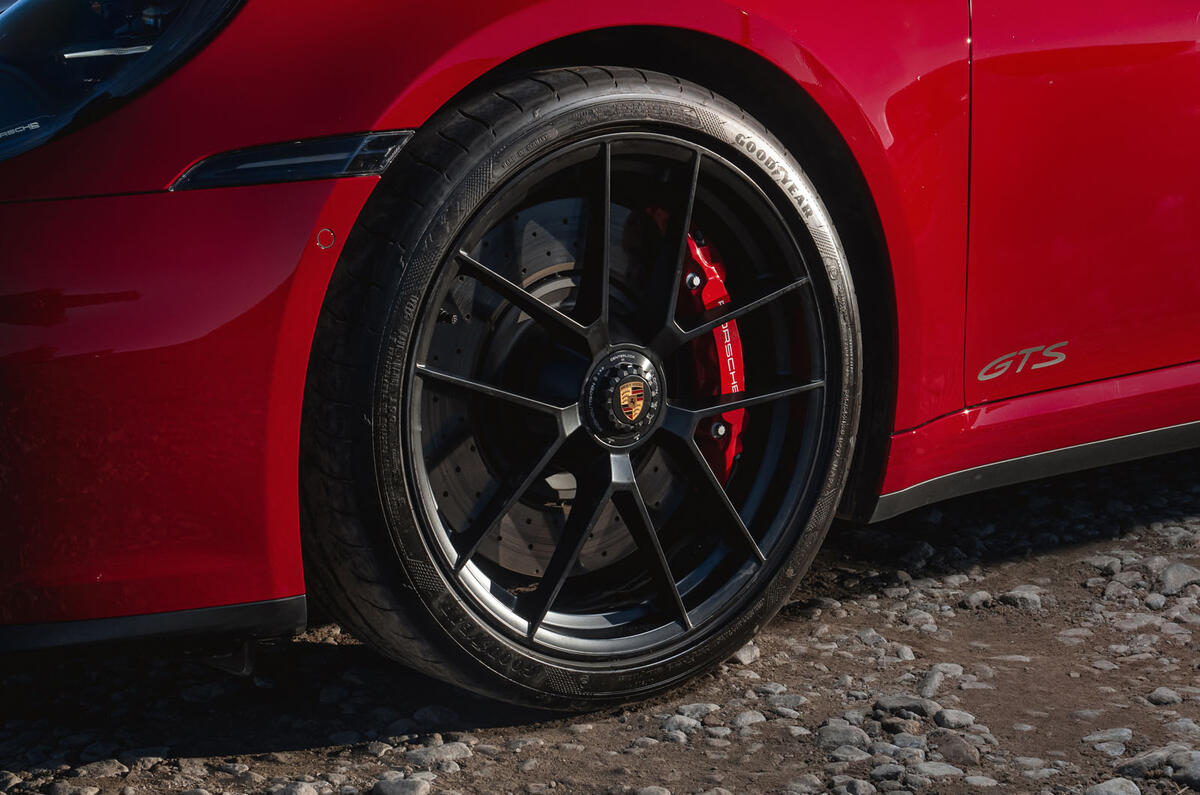 Porsche 911 GTS Cabriolet review 2026 006