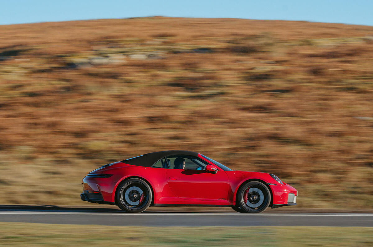 Porsche 911 GTS Cabriolet review 2026 024