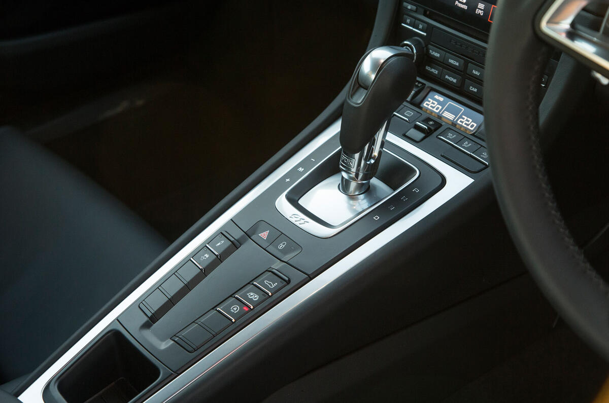 Porsche 911 PDK gearbox