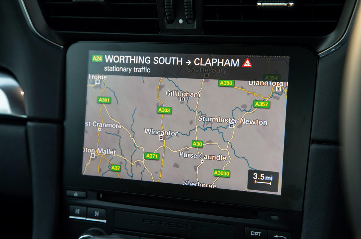 Porsche 911 infotainment system