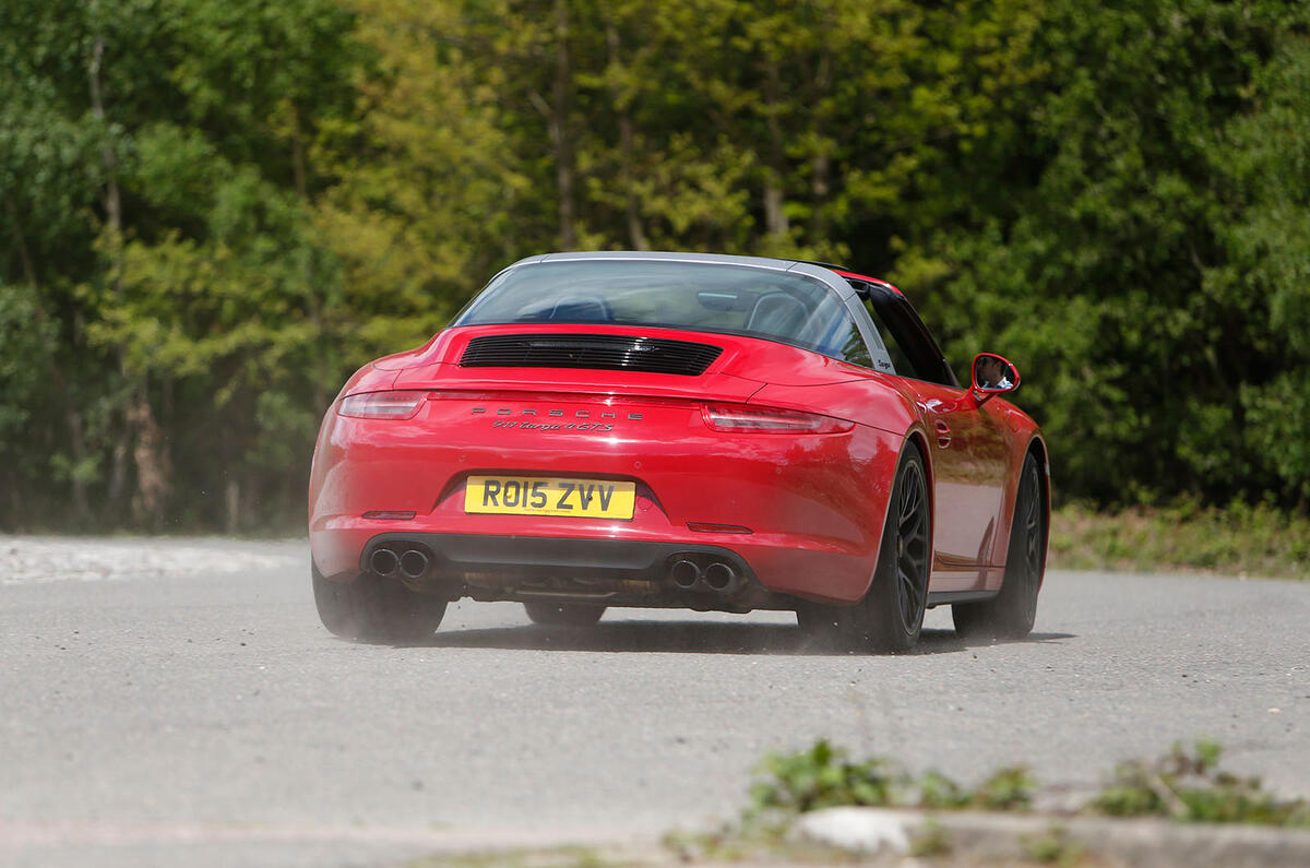 1635kg Porsche 911 Targa 4 GTS
