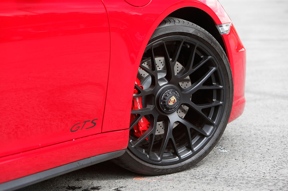 Porsche 911 Targa 4 GTS alloys