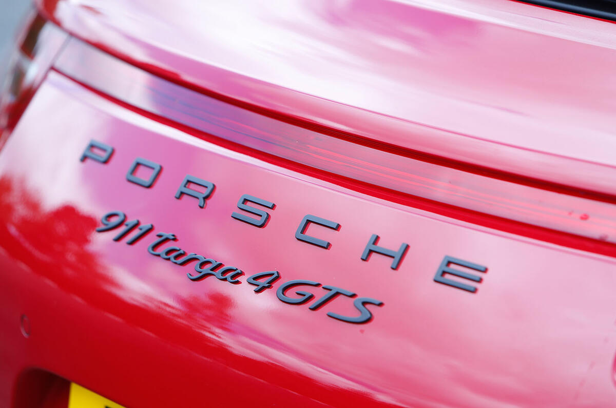 Porsche badging
