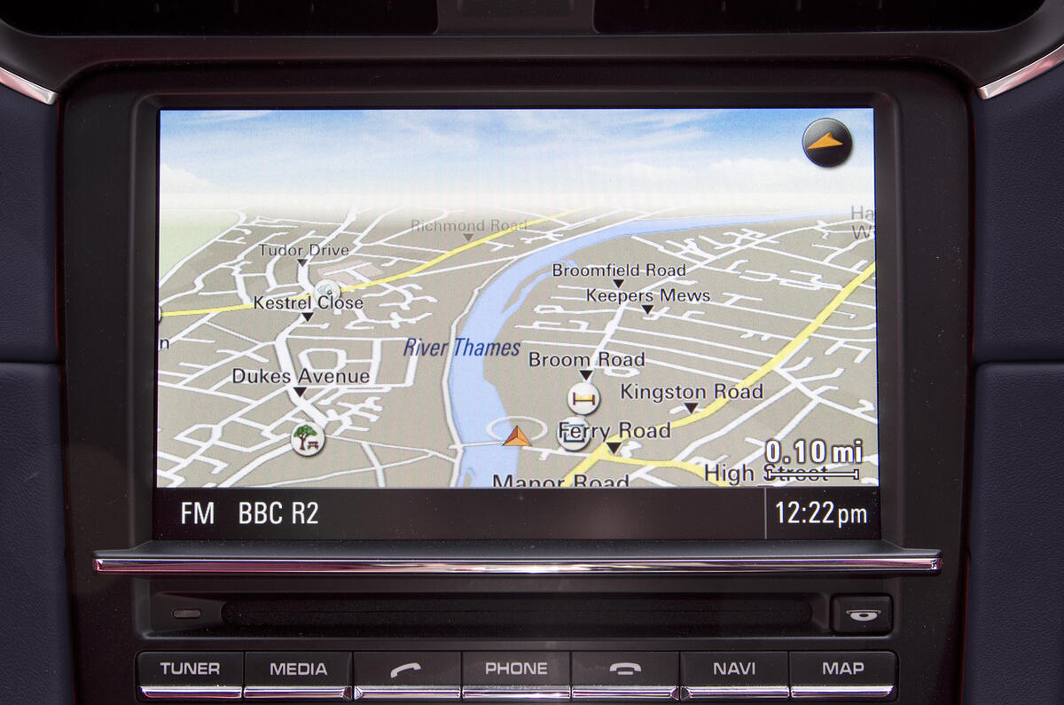 Porsche 911 Targa infotainment system