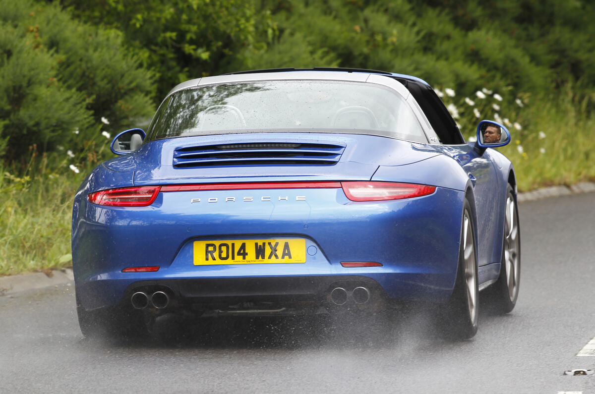 Porsche 911 Targa rear cornering