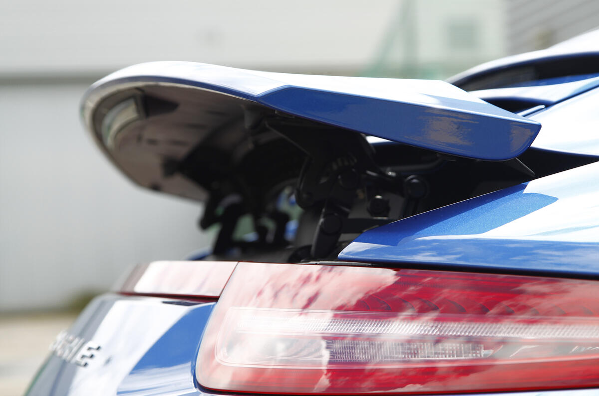 Porsche 911 Targa rear spoiler